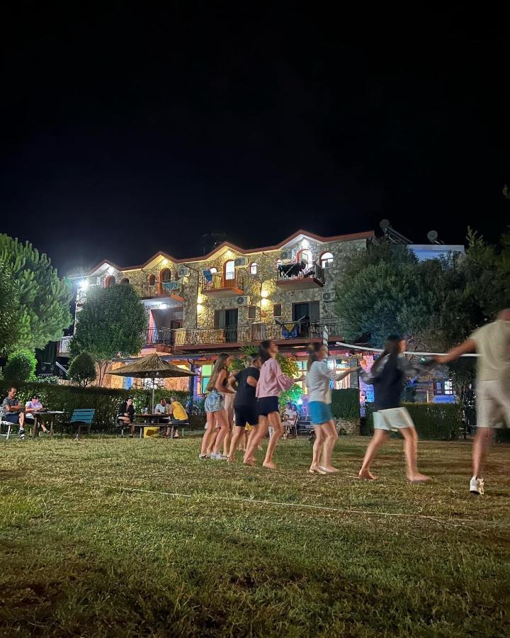 Hotel Firenze Tale Bagian luar foto